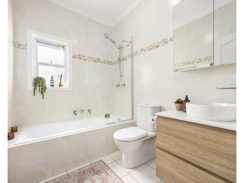 1 Taren Road, Caringbah NSW 2229