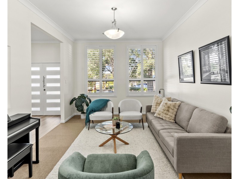 6 Yeo Place, Menai NSW 2234