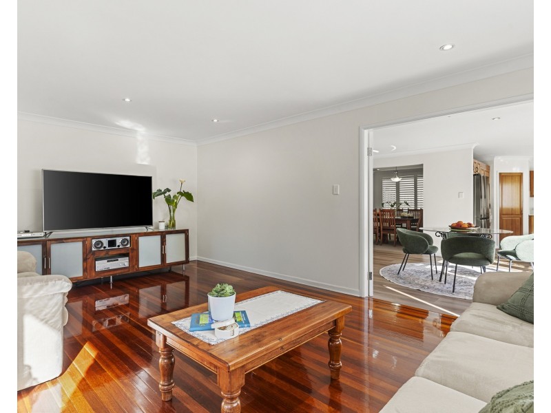 6 Yeo Place, Menai NSW 2234