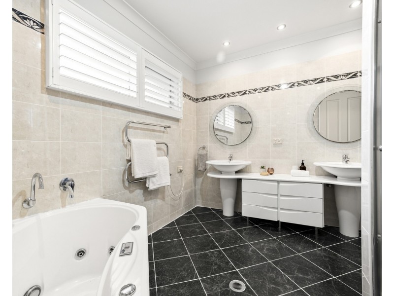 5 Manooka Place, Kareela NSW 2232