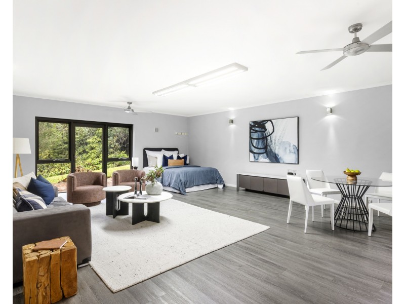12 Stuart Close, Illawong NSW 2234
