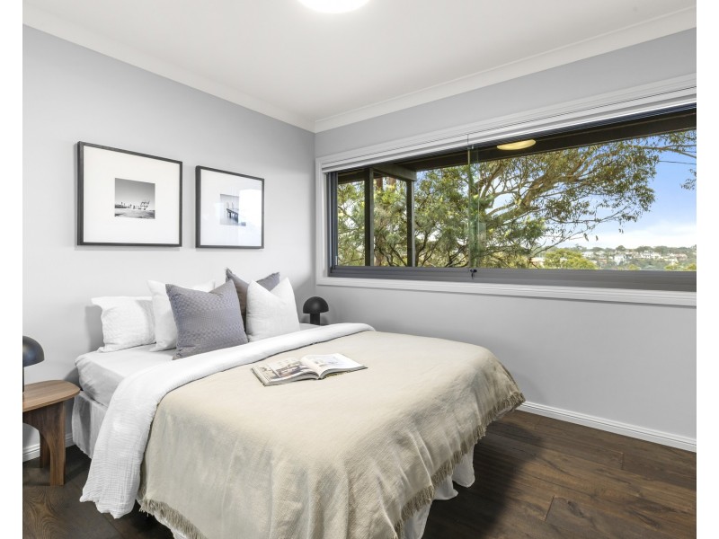 12 Stuart Close, Illawong NSW 2234