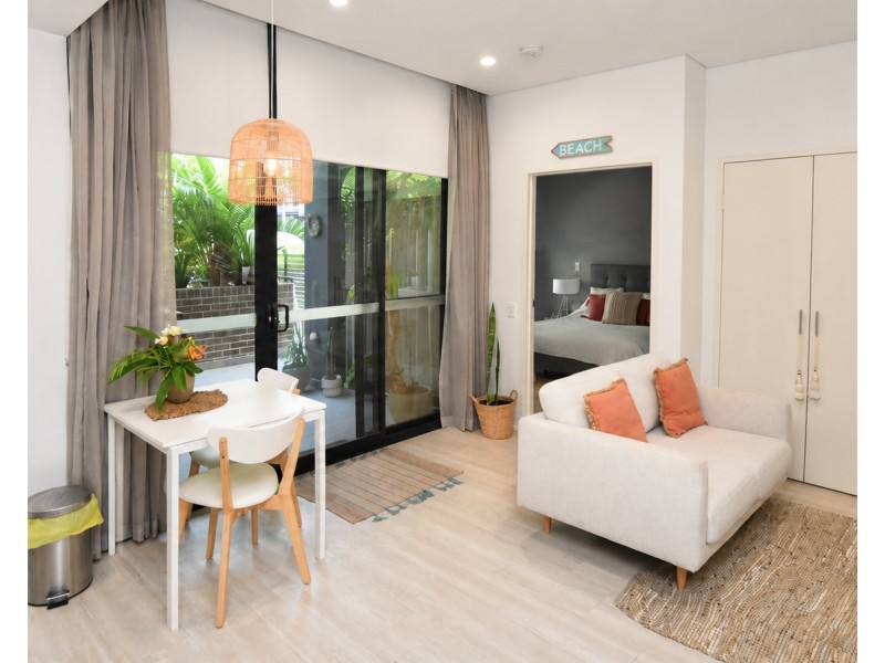2/18 Pinnacle Street, Miranda NSW 2228