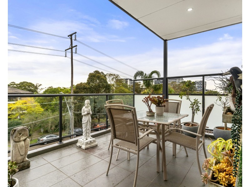 9/64 Flora Street, Kirrawee NSW 2232