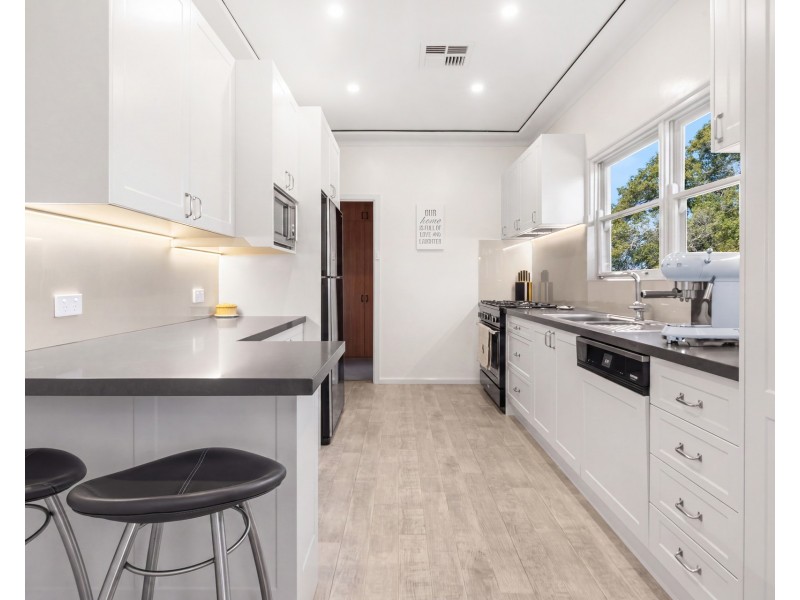 60 Rickard Road, Chipping Norton NSW 2170