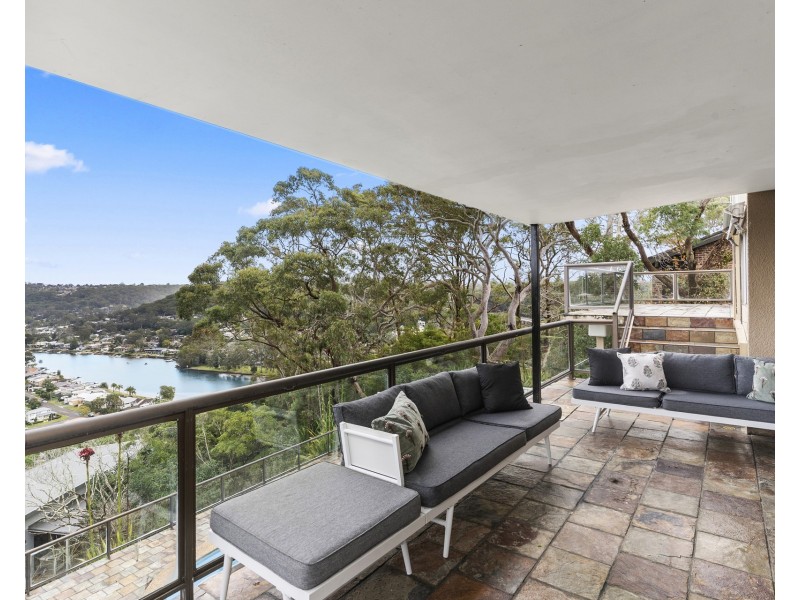 12 Bunbury Avenue, Sutherland NSW 2232