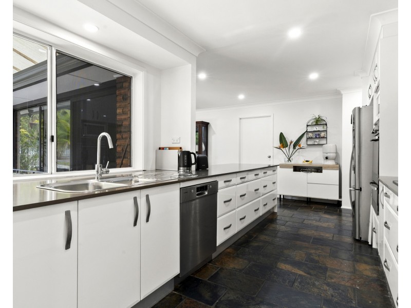 24a Glencoe Street, Sutherland NSW 2232