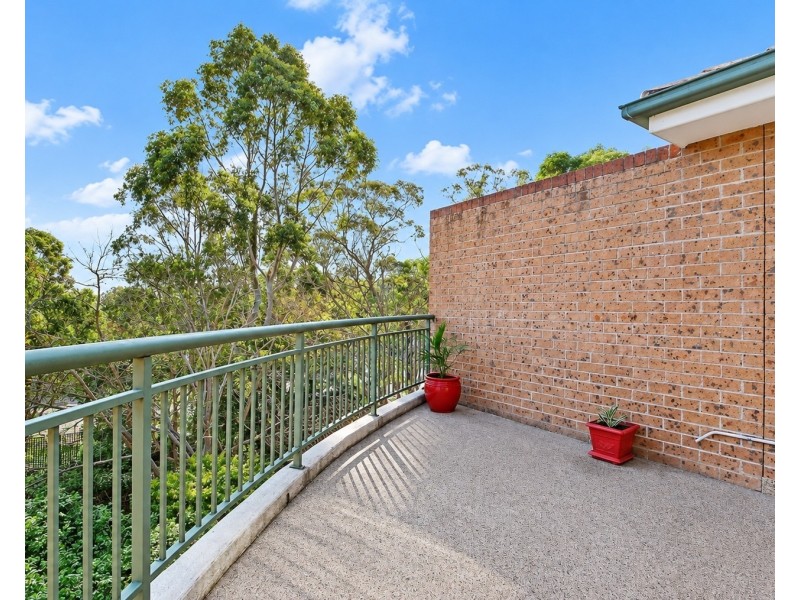 15/20 Leonay Street, Sutherland NSW 2232