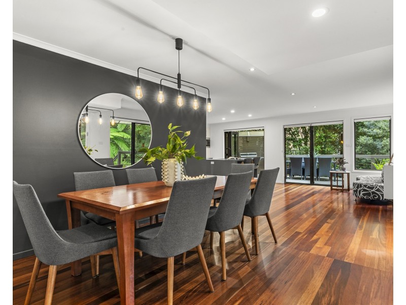 1 Tea Tree Place, Kirrawee NSW 2232