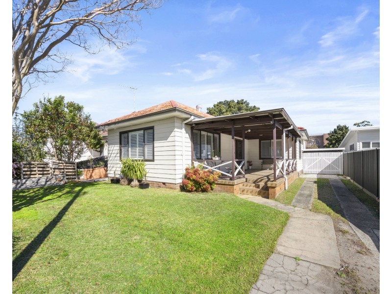 118 Waratah Street, Sutherland NSW 2232