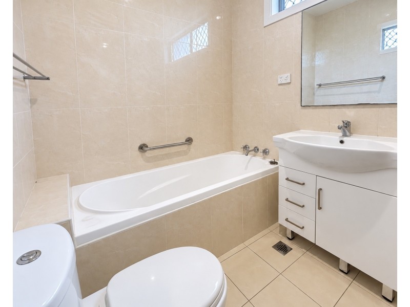 210 Gymea Bay Road, Gymea Bay NSW 2227