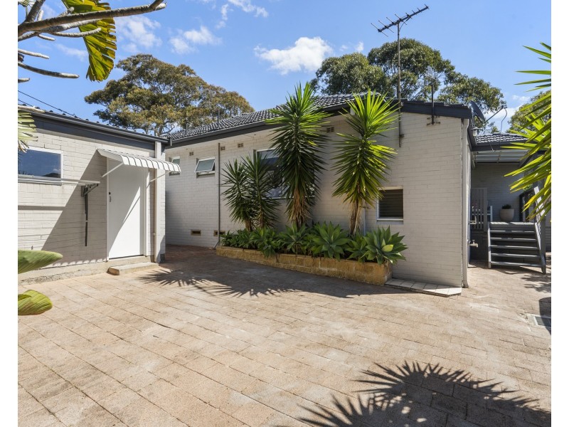 1 Gilmore Avenue, Kirrawee NSW 2232