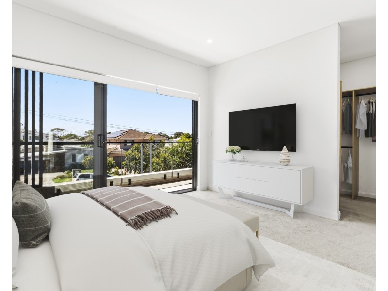 16a Drake Avenue, Caringbah NSW 2229