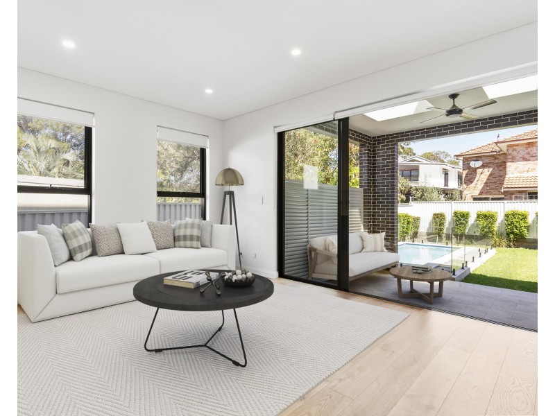 16a Drake Avenue, Caringbah NSW 2229
