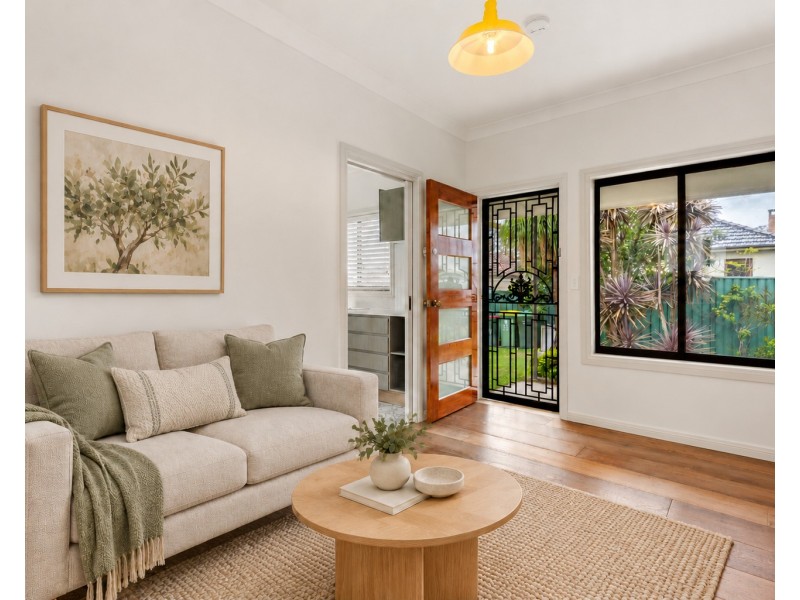 33a Kareena Road, Miranda NSW 2228