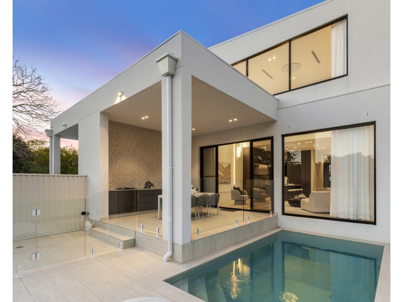 64a Raglan Road, Miranda NSW 2228