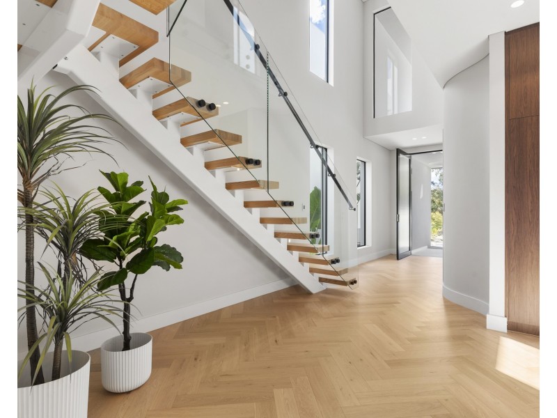 64a Raglan Road, Miranda NSW 2228