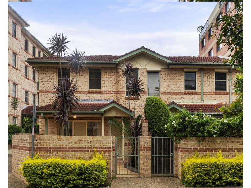 28/9-15 East Parade, Sutherland NSW 2232