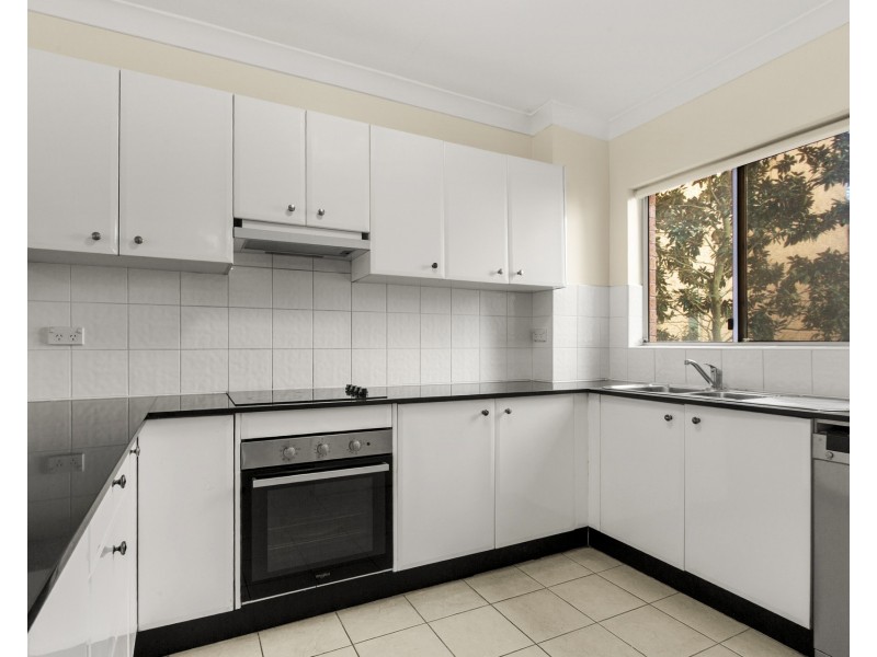 15/17-21 Mansfield Avenue, Caringbah NSW 2229