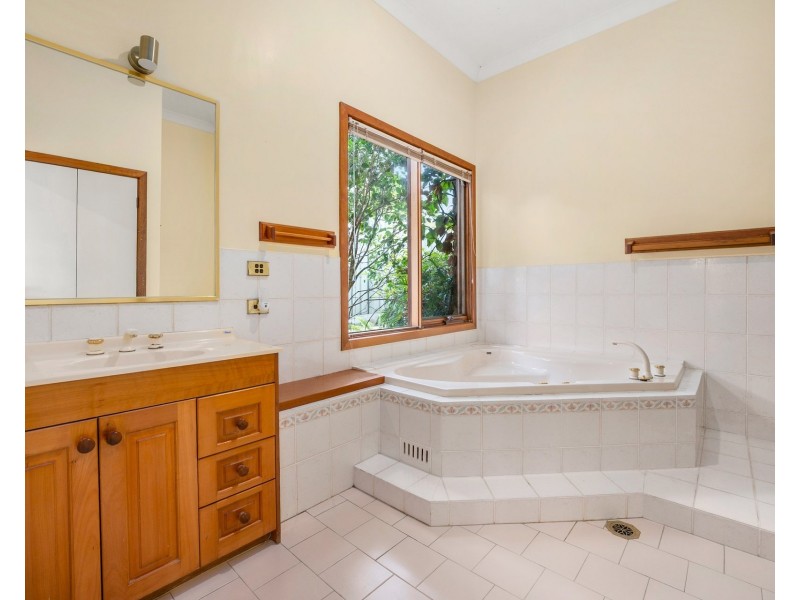 20 Parkwood Drive, Menai NSW 2234