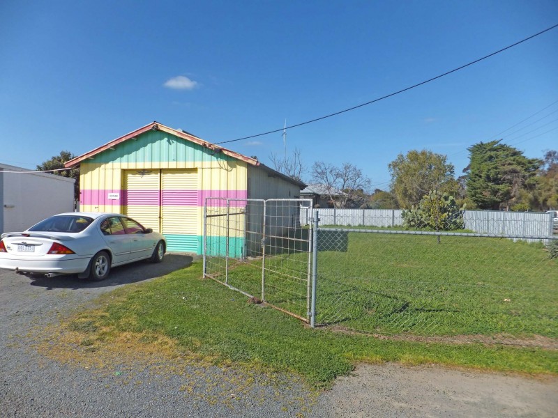 98-100 Ross Street, Tatura VIC 3616