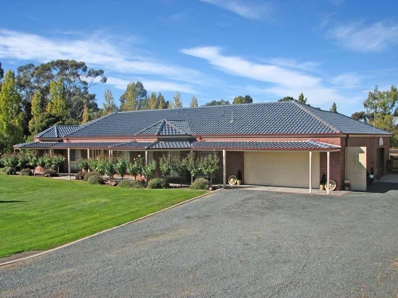 84 Howards Lane, Kyabram VIC 3620