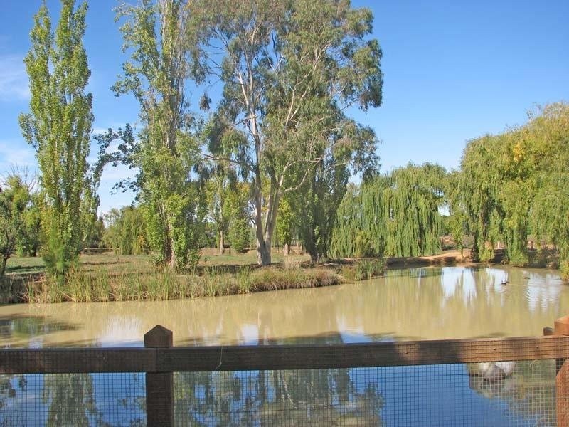 84 Howards Lane, Kyabram VIC 3620