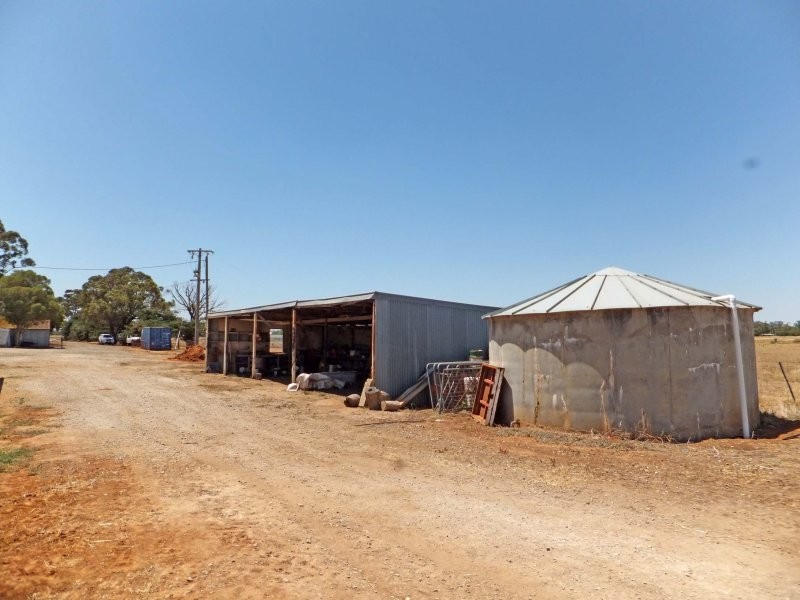 930 Cooma Road, Cooma VIC 3616