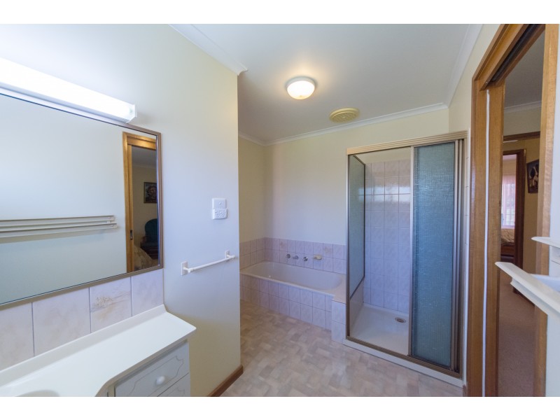 24 Waratah Street, Kyabram VIC 3620