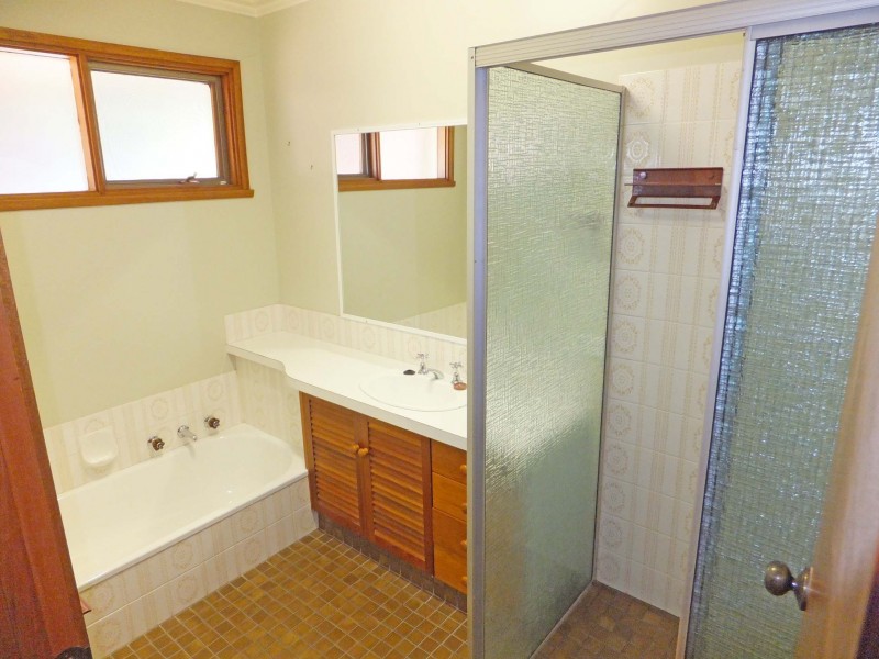 11 Bond Street, Kyabram VIC 3620