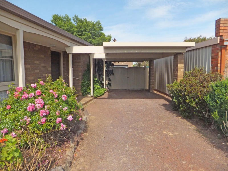 11 Bond Street, Kyabram VIC 3620