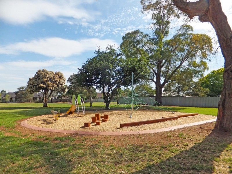 11 Bond Street, Kyabram VIC 3620