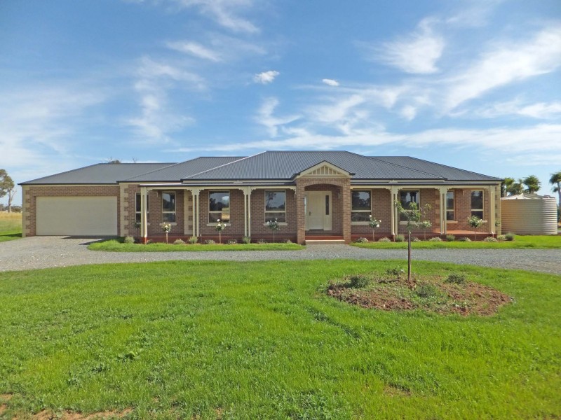 1121 Peppertree Lane, Kyabram VIC 3620