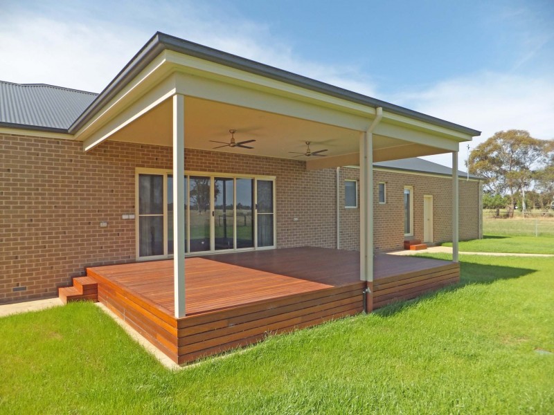 1121 Peppertree Lane, Kyabram VIC 3620