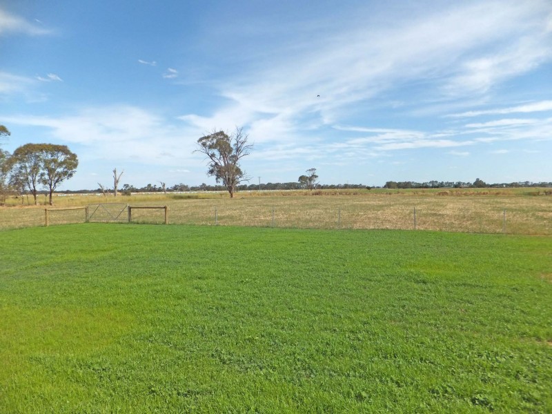 1121 Peppertree Lane, Kyabram VIC 3620