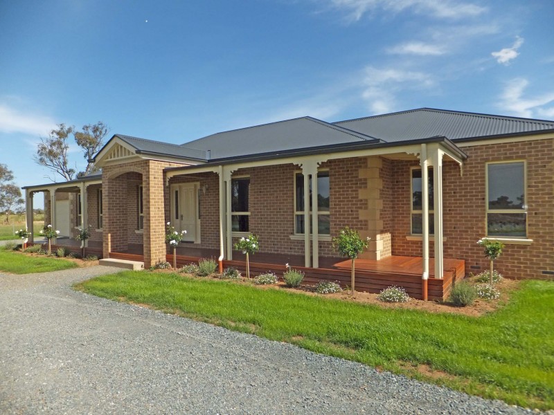 1121 Peppertree Lane, Kyabram VIC 3620
