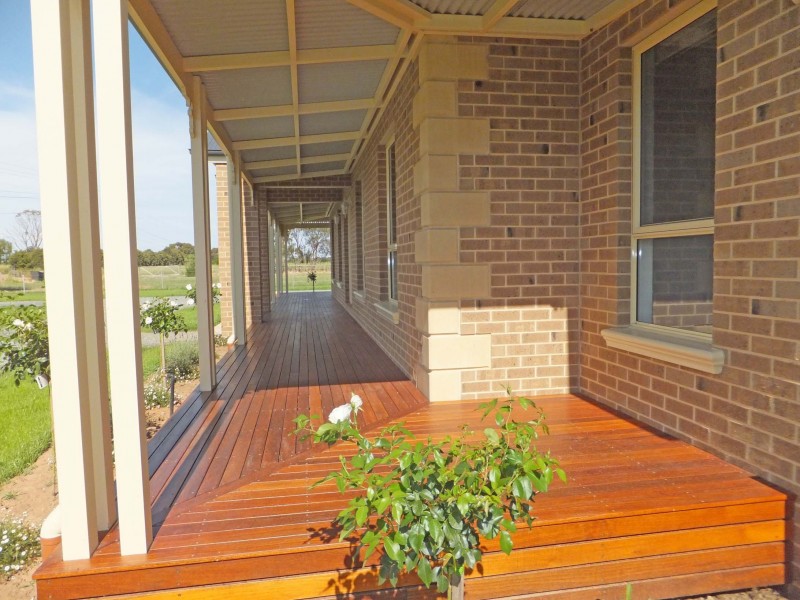 1121 Peppertree Lane, Kyabram VIC 3620