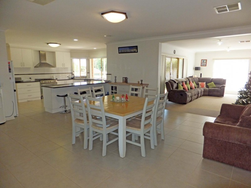 22 The Avenue, Kyabram VIC 3620