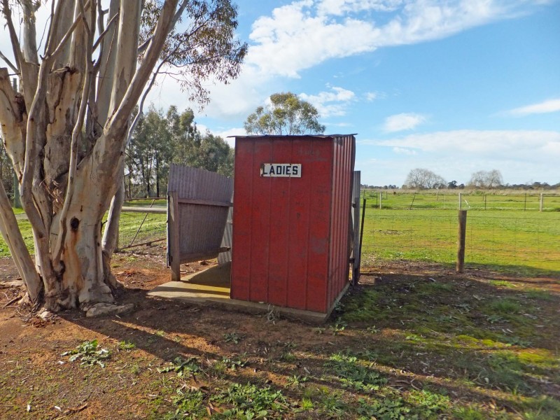 10 Robertson Street, Wyuna VIC 3620