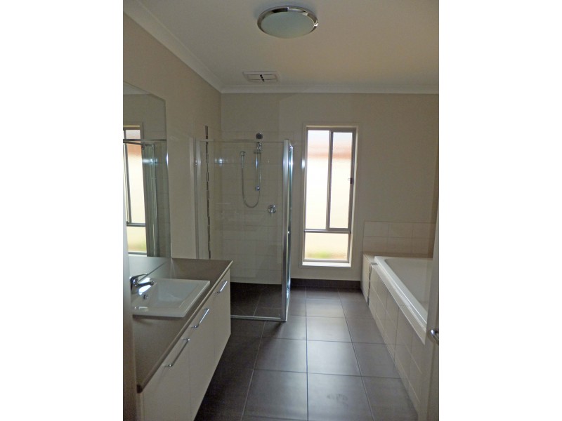 29 Goegan Drive, Kyabram VIC 3620