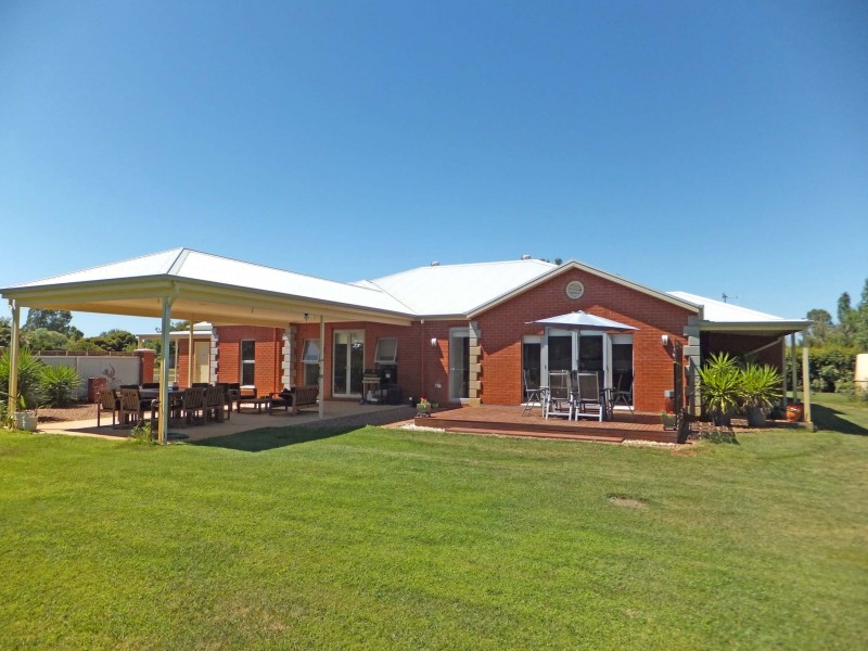 50  The Avenue, Kyabram VIC 3620