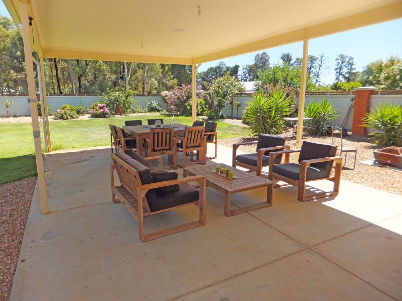 50  The Avenue, Kyabram VIC 3620