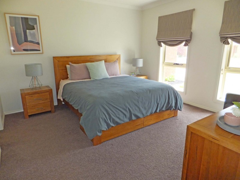 14 Deakin Grove, Tongala VIC 3621