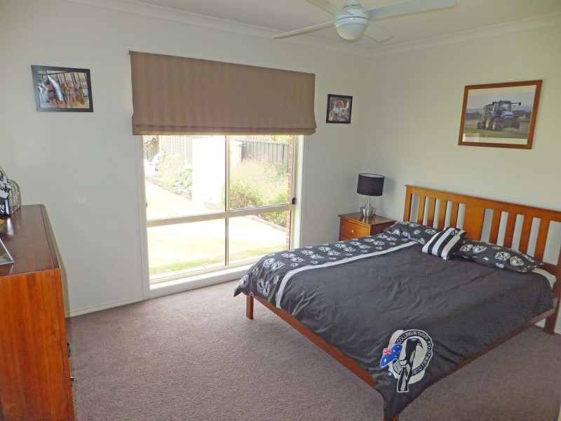14 Deakin Grove, Tongala VIC 3621