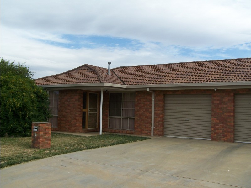 2A Munro Cresent, Kyabram VIC 3620