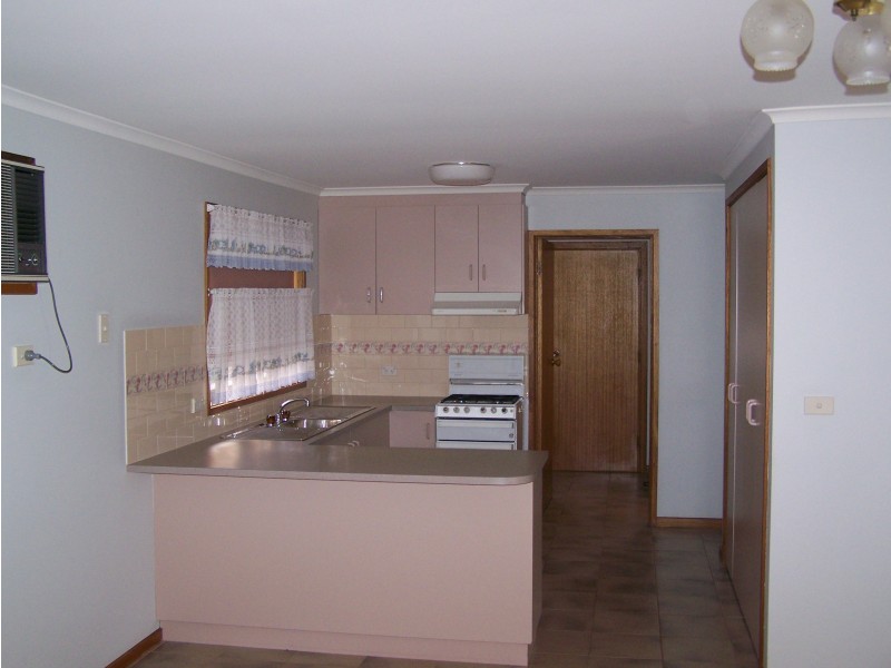 2A Munro Cresent, Kyabram VIC 3620