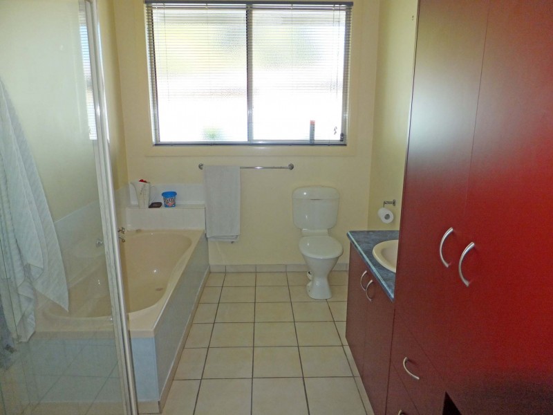 9 Underwood Grove, Kyabram VIC 3620