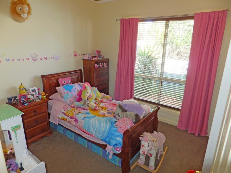 9 Underwood Grove, Kyabram VIC 3620