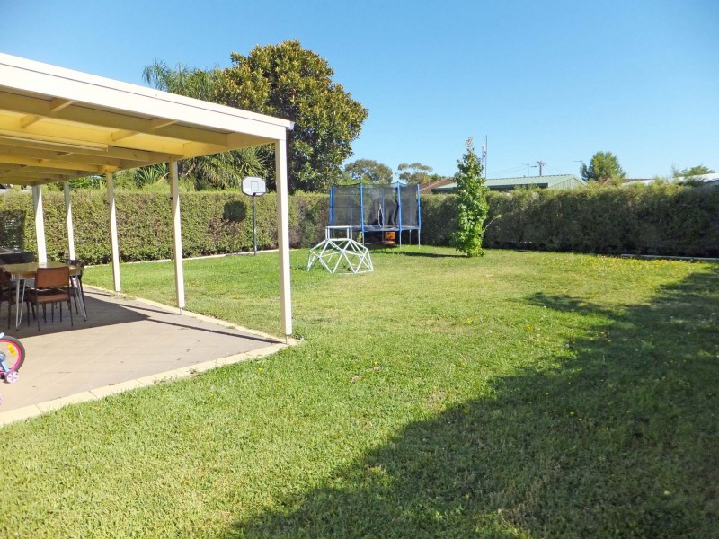 9 Underwood Grove, Kyabram VIC 3620