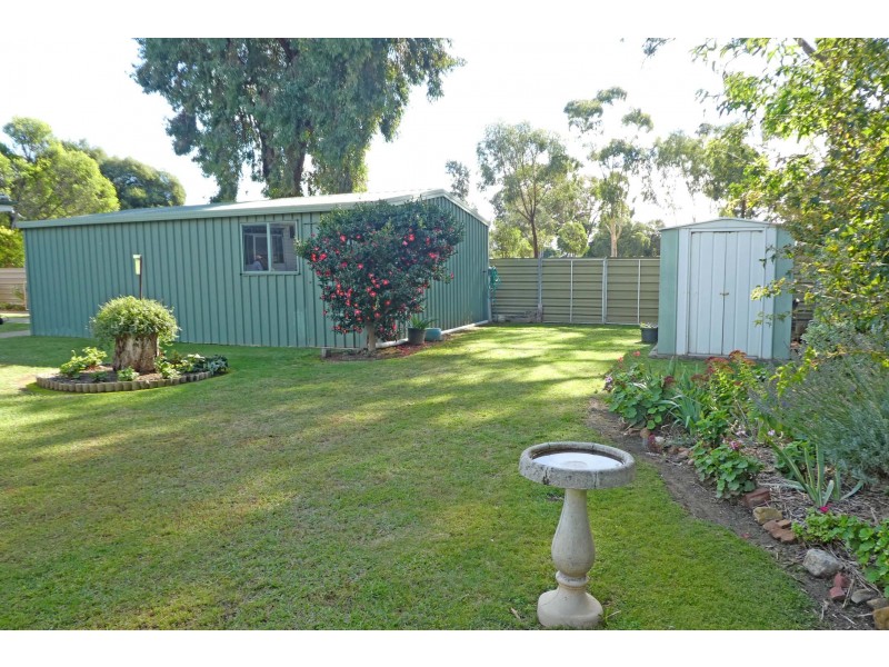 35 Oswald Street, Kyabram VIC 3620